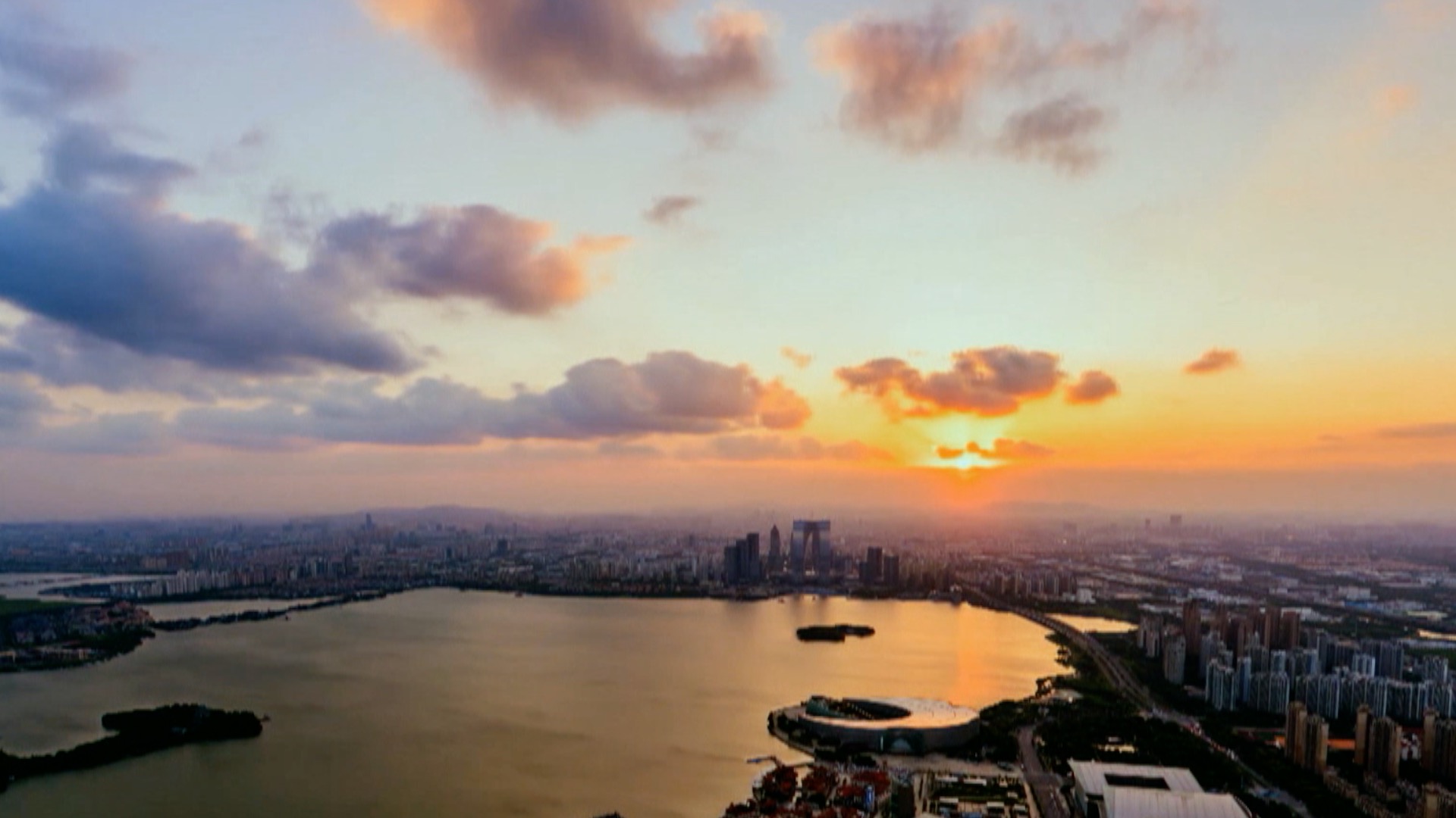 為什么說社會(huì)主義初級階段理論是十三大的突出貢獻(xiàn)