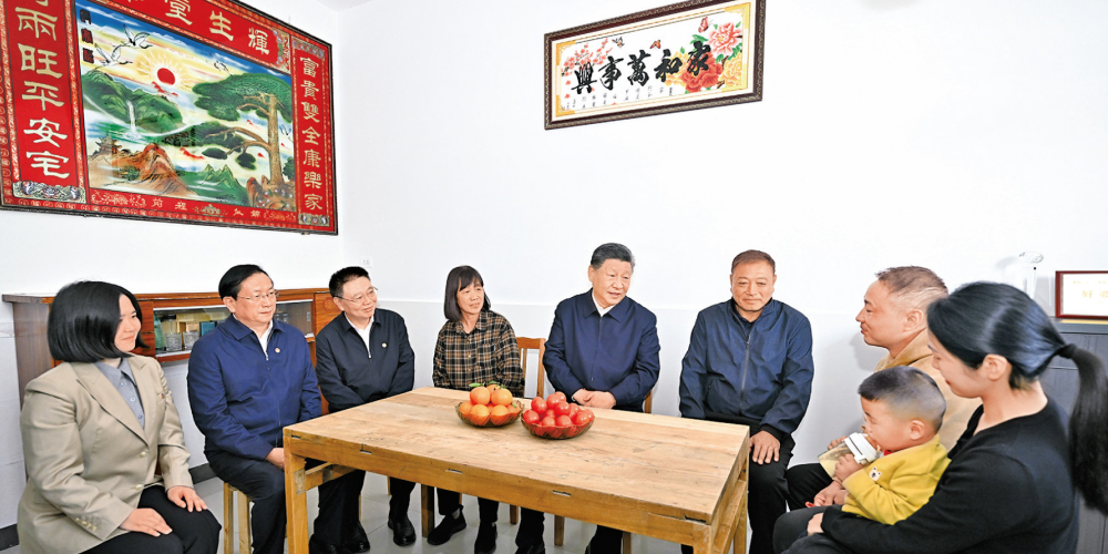 習近平：以人口高質(zhì)量發(fā)展支撐中國式現(xiàn)代化